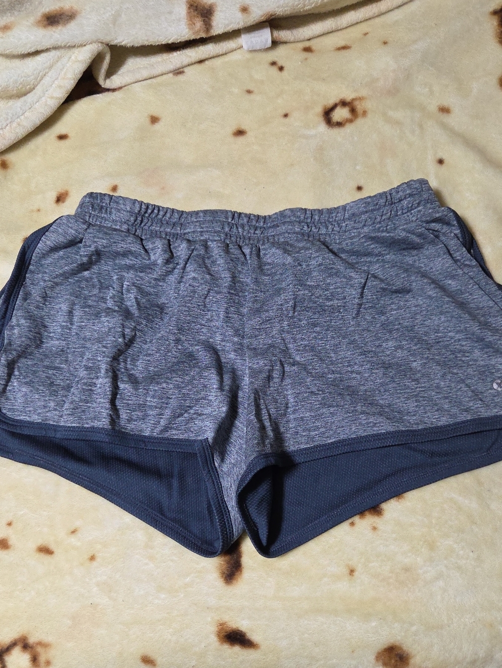 Women's Heather Gray Active Shorts